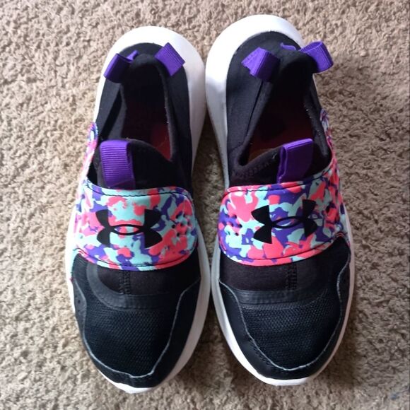 Under Armour Girls UA Runplay Camo Running Sneakers Size 4.5 PRE-OWNED - Picture 1 of 6